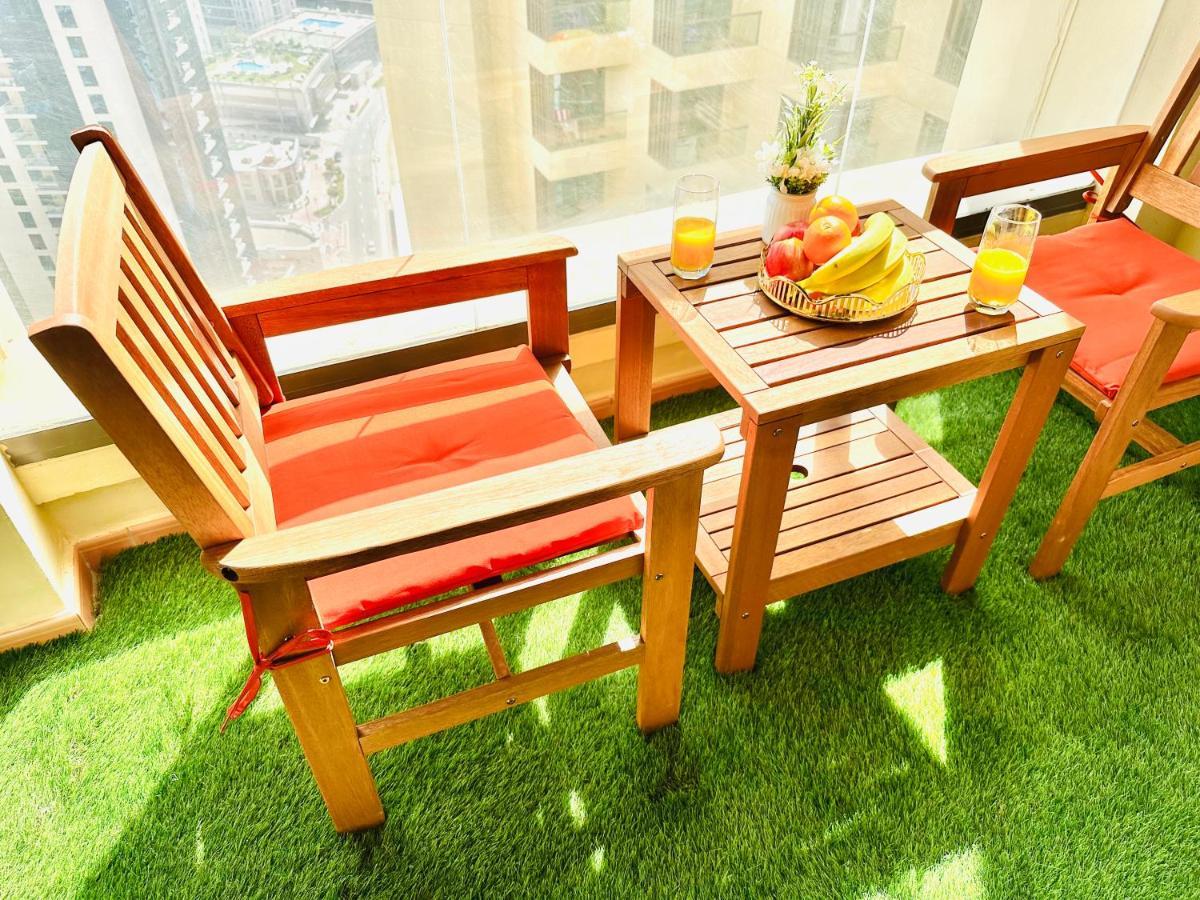Luxury Casa - Indigo Sea View Apartment Jbr Beach 2Br ดูไบ ภายนอก รูปภาพ