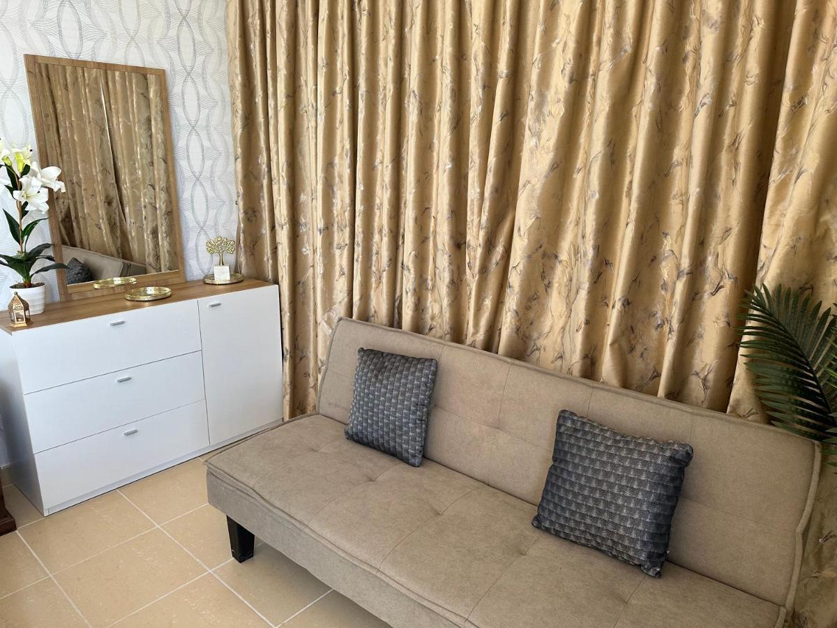 Luxury Casa - Indigo Sea View Apartment Jbr Beach 2Br ดูไบ ภายนอก รูปภาพ